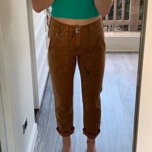 Anthropologie brown pants, with line design!